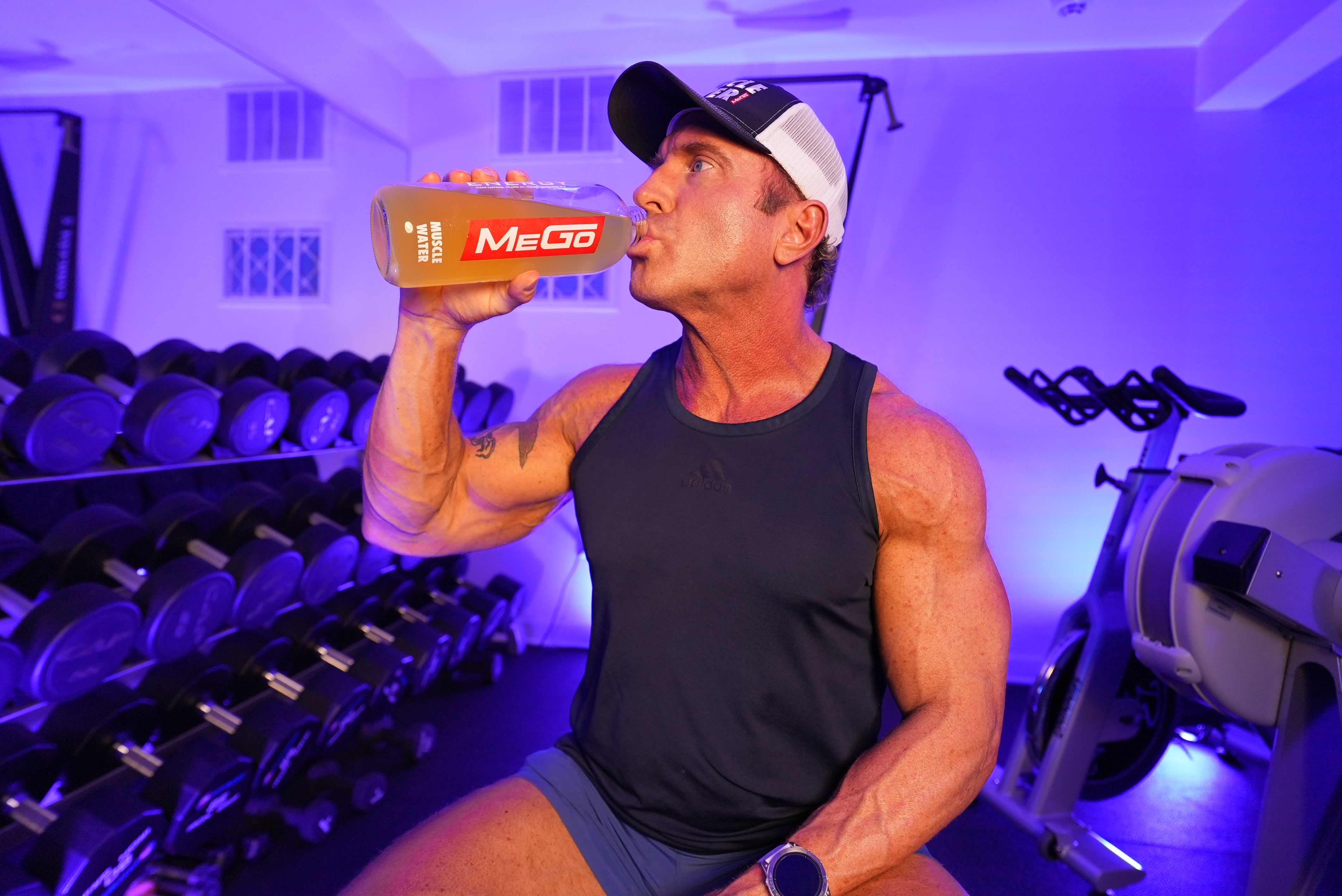 MUSCLE WATER BOTTLE (FREE WITH PURCHASE)